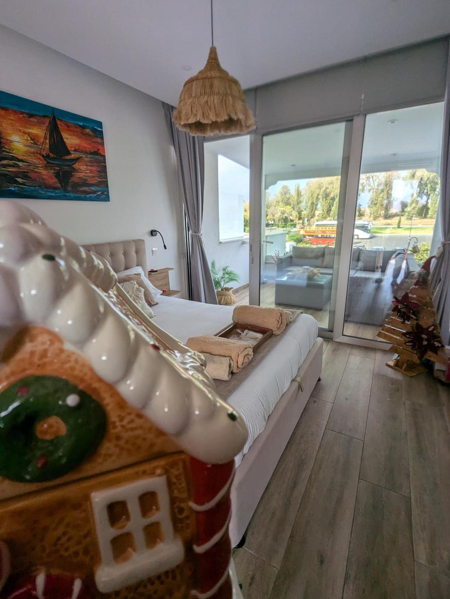 Bohemian Rhapsody Lejlighed Paphos Eksteriør billede